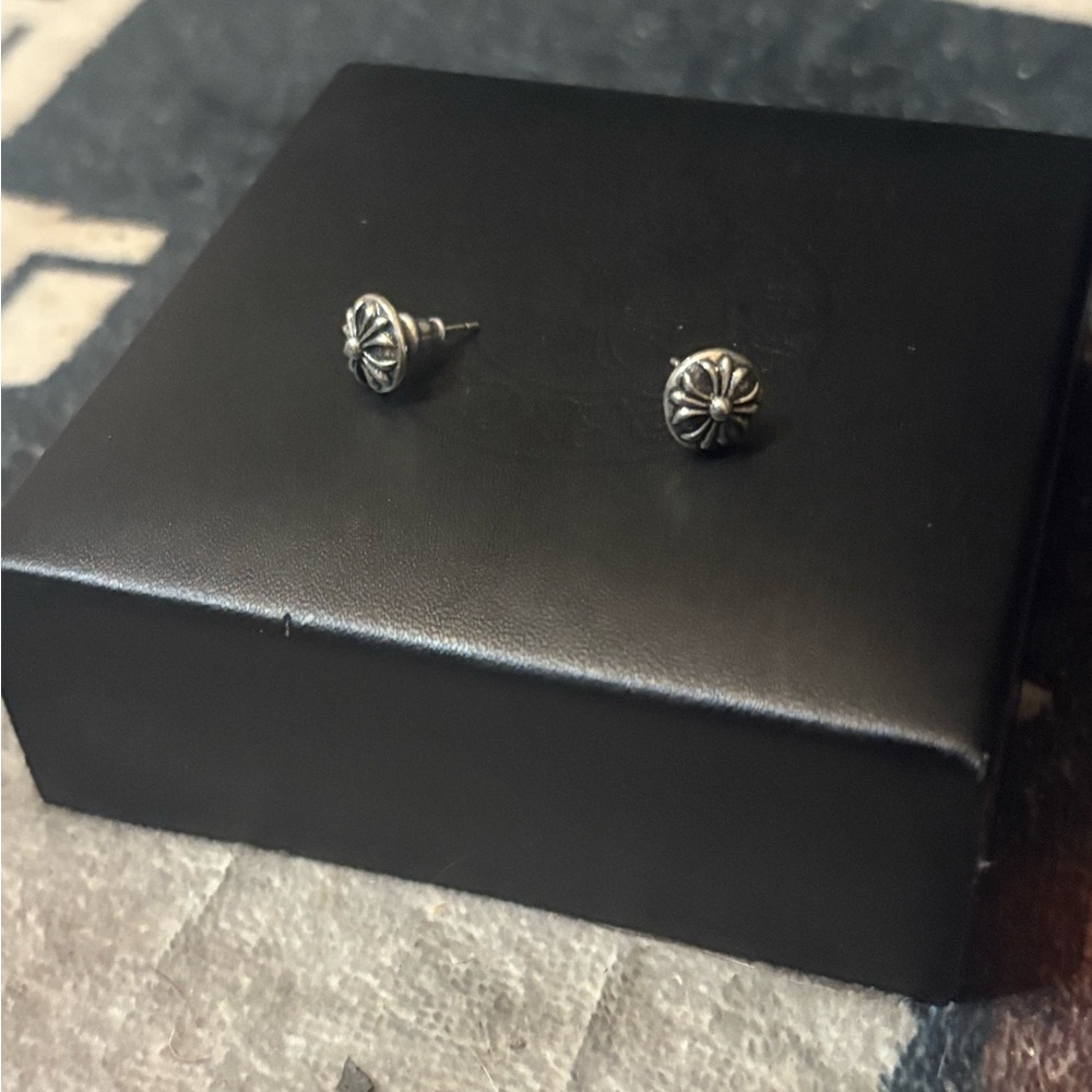 .925 CH FLOWER STUD EARRING (PAIR) A